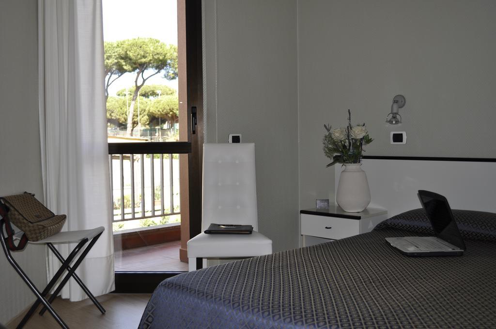 Hotel Est Piombino Phòng bức ảnh