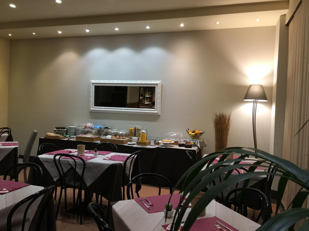 Hotel Est Piombino Ngoại thất bức ảnh