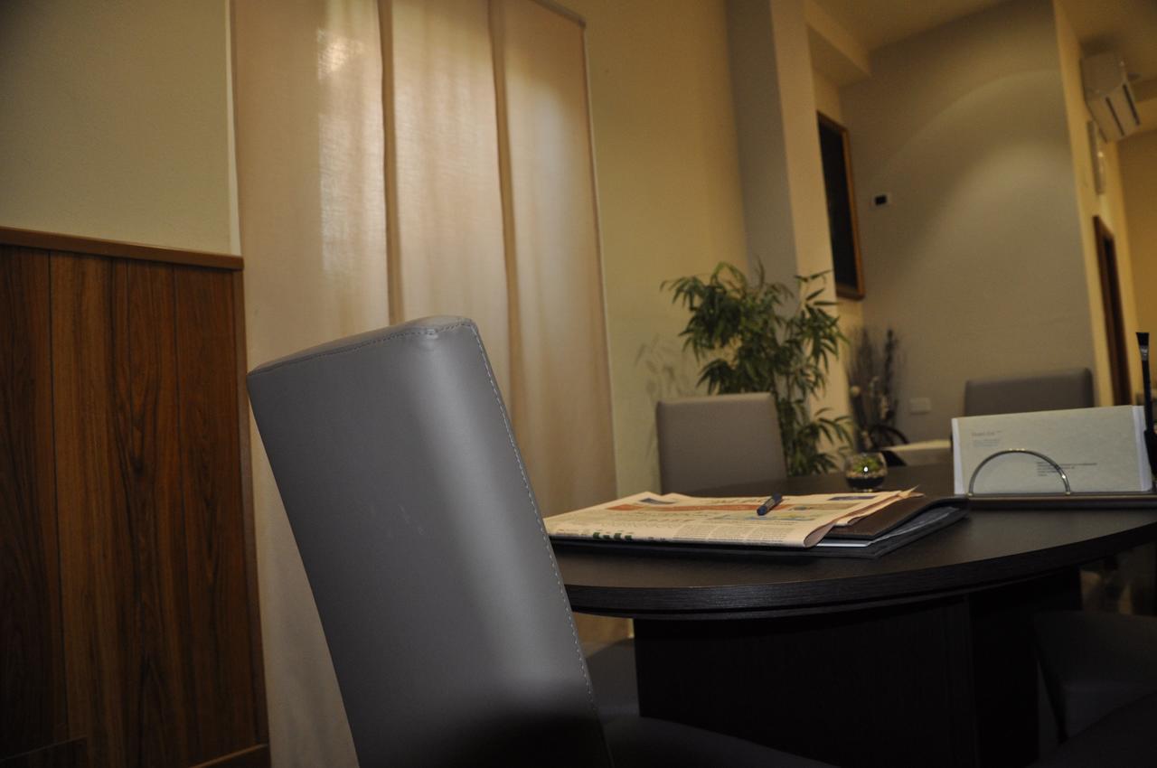 Hotel Est Piombino Ngoại thất bức ảnh
